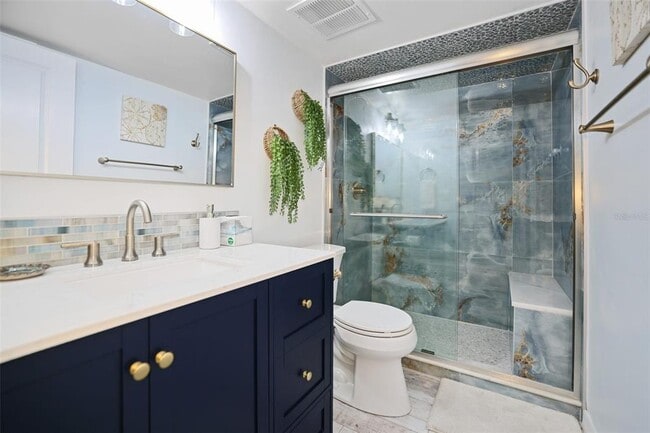 Building Photo - 7560 Bay Island Dr S
