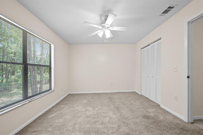 Building Photo - 7209 SW 45th Pl