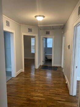 Building Photo - 401 N Magnolia St