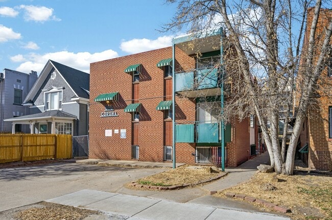 Building Photo - 985 Corona St