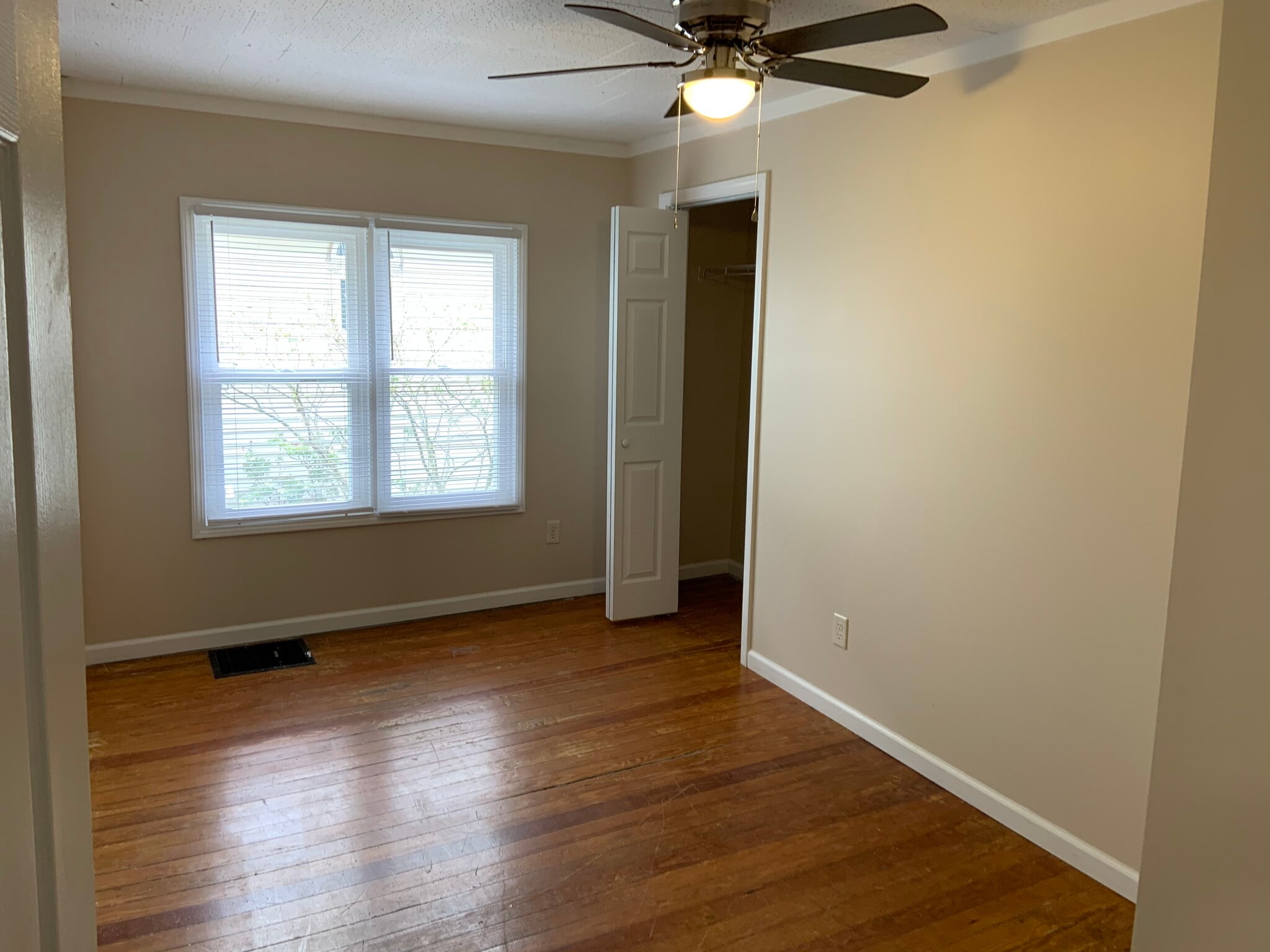Bedroom 2 - 1312 S Lincoln St