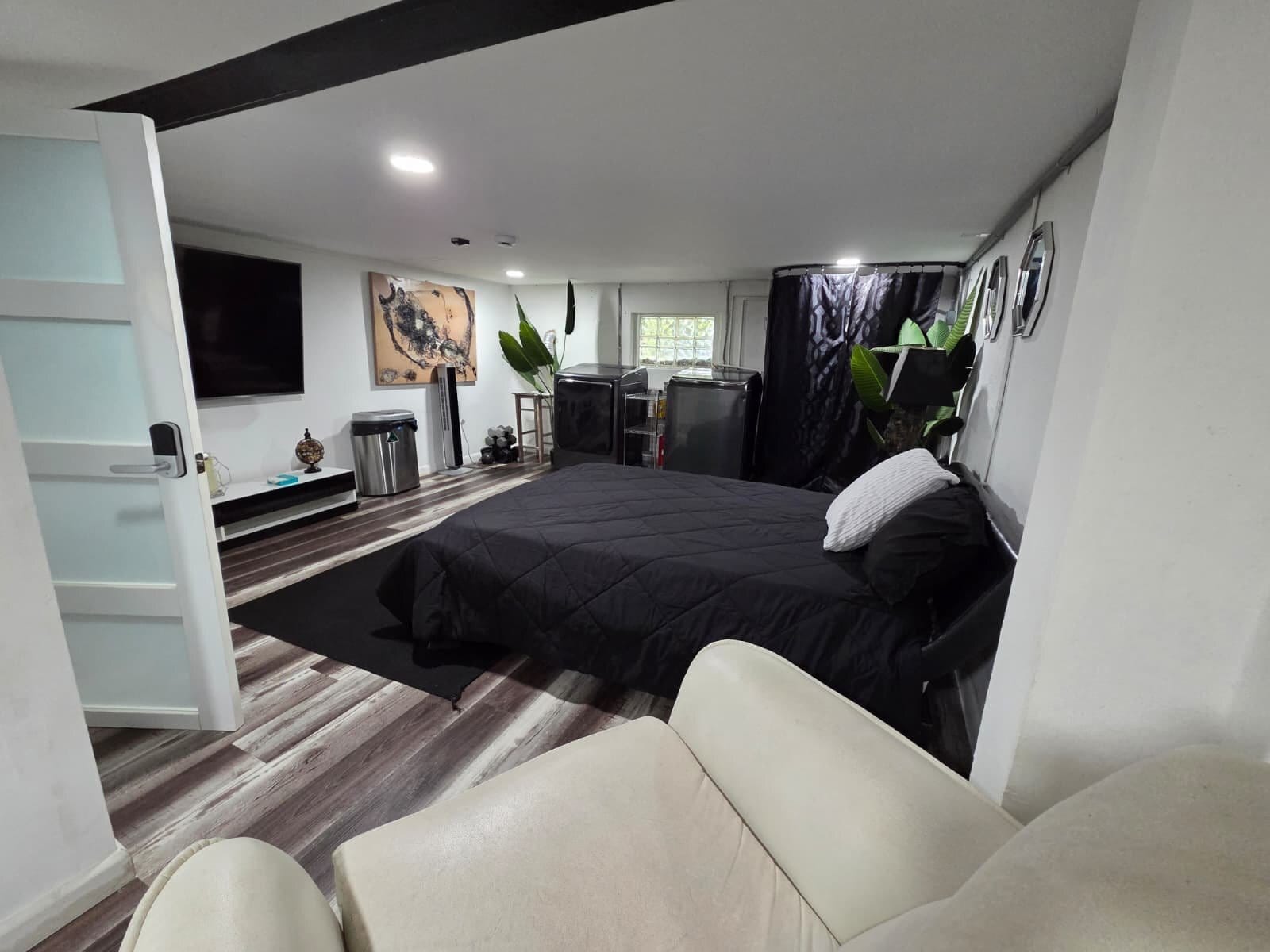 Building Photo - 3609 SW 58th Ave