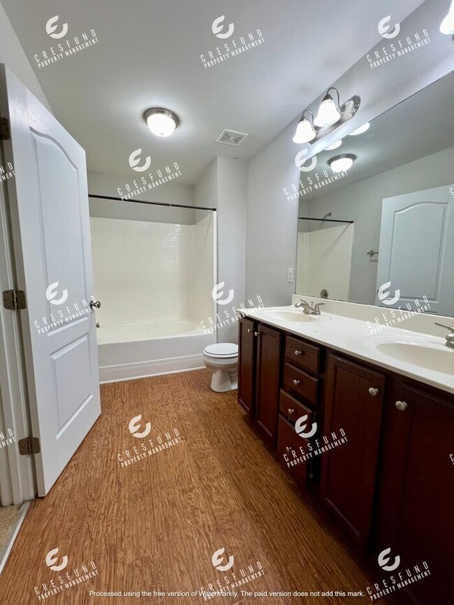Building Photo - WELCOME TO LAKESHORES! LARGE 2 BED, 2.5 BA...
