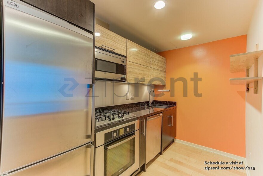 Building Photo - Unit 408