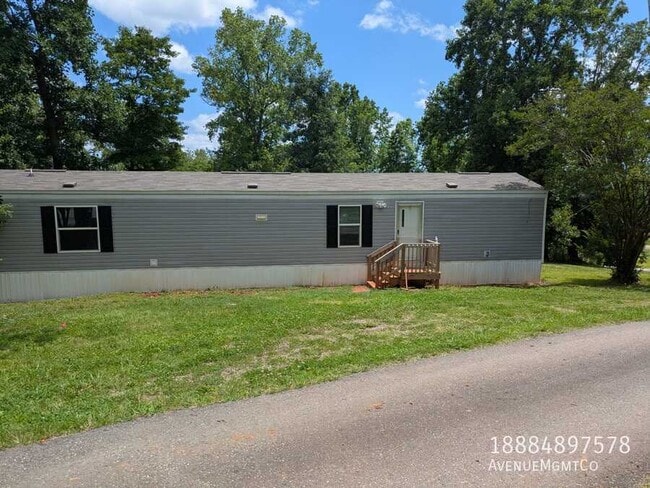 Building Photo - 512 10th St SW