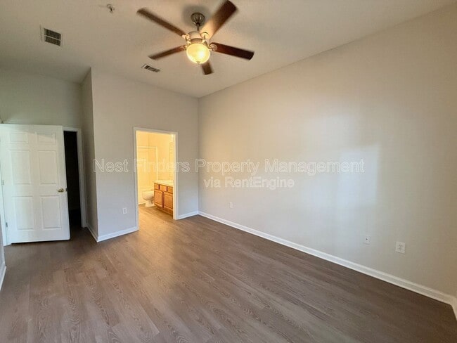 Building Photo - 9575 Amarante Cir