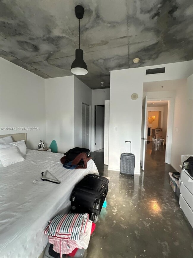 Building Photo - 3470 E Coast Ave