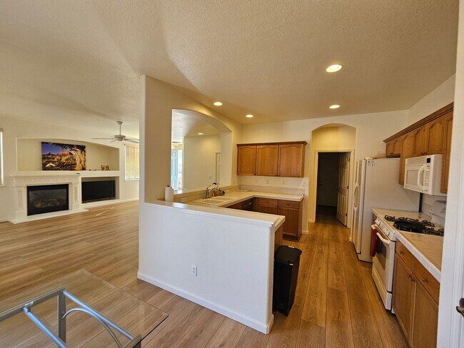 Building Photo - 1731 Camaraderie Way