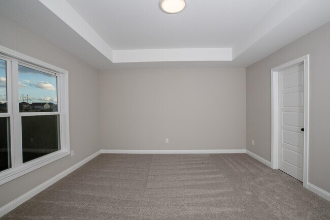 Building Photo - 932 Camden Ct