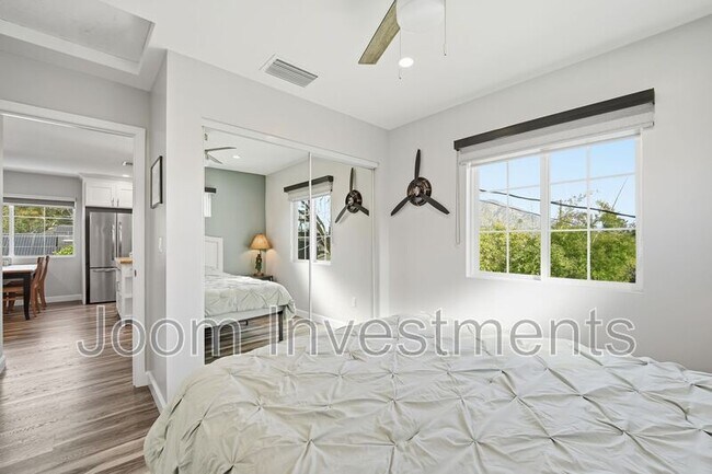 Building Photo - 1668 Bellford Ave