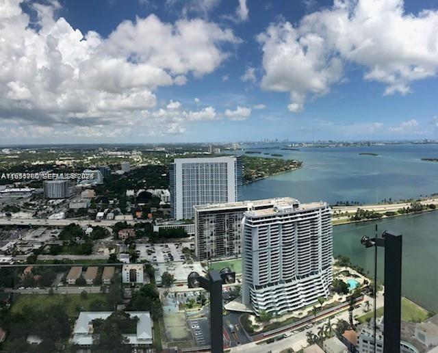 Building Photo - 501 NE 31st St