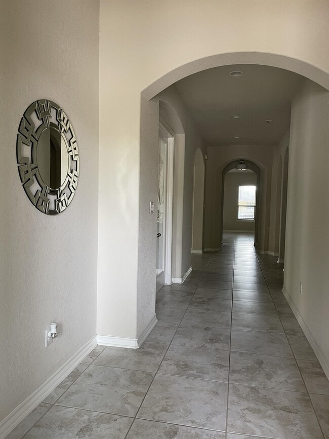 Building Photo - 2826 Winter Gorge