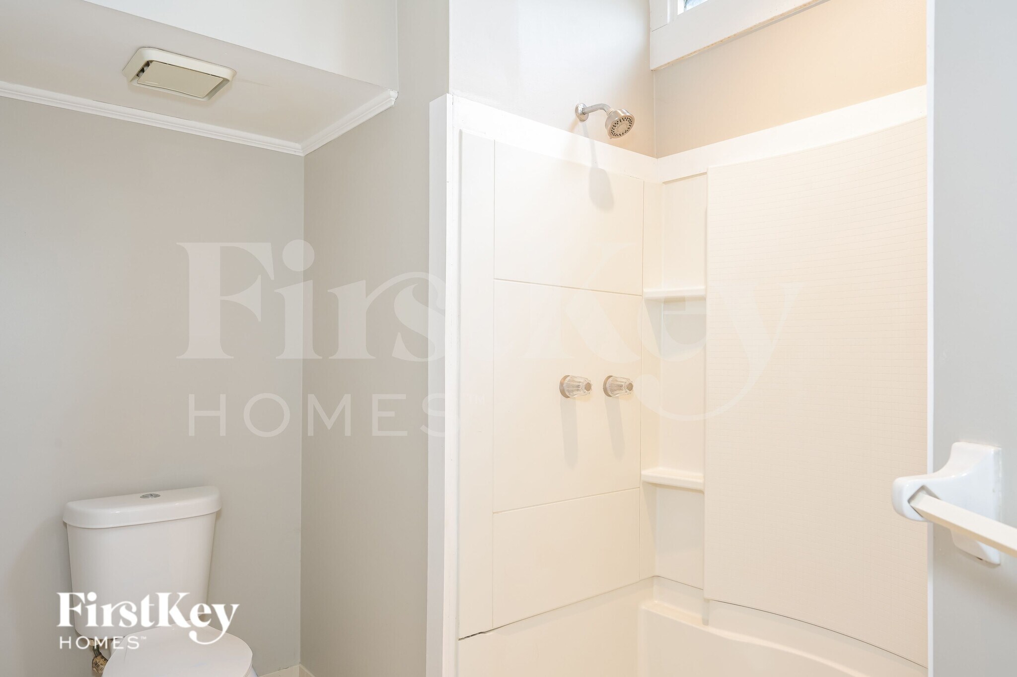 Building Photo - 1433 St Dunstans Rd