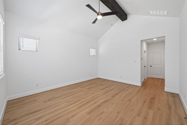 Building Photo - 7802 Longhorn Ballroom Dr