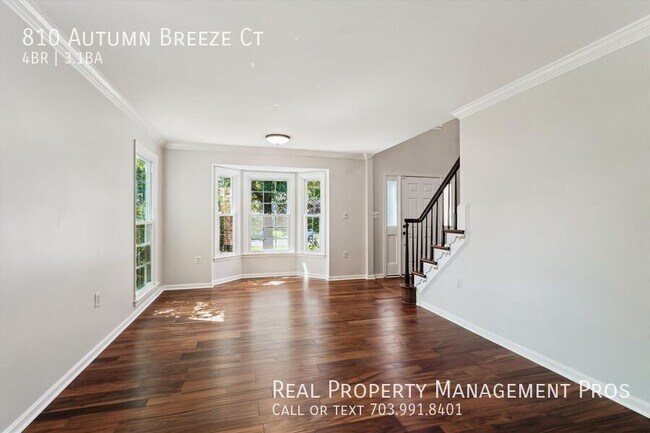Building Photo - 810 Autumn Breeze Ct