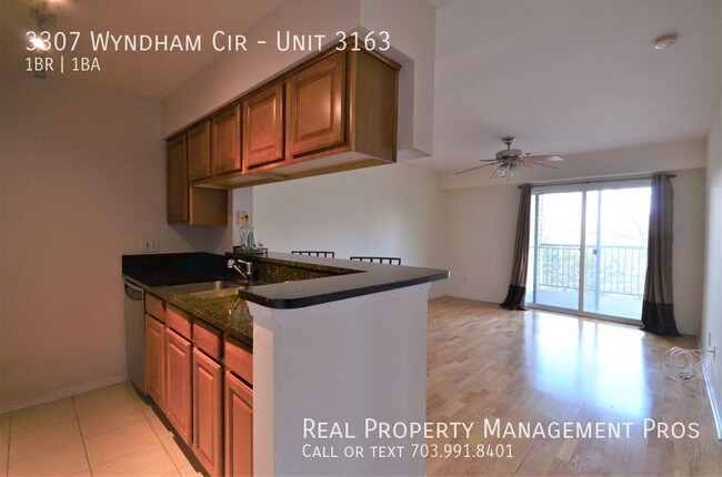 Building Photo - Excellent Condo in Gated Community- Free M...