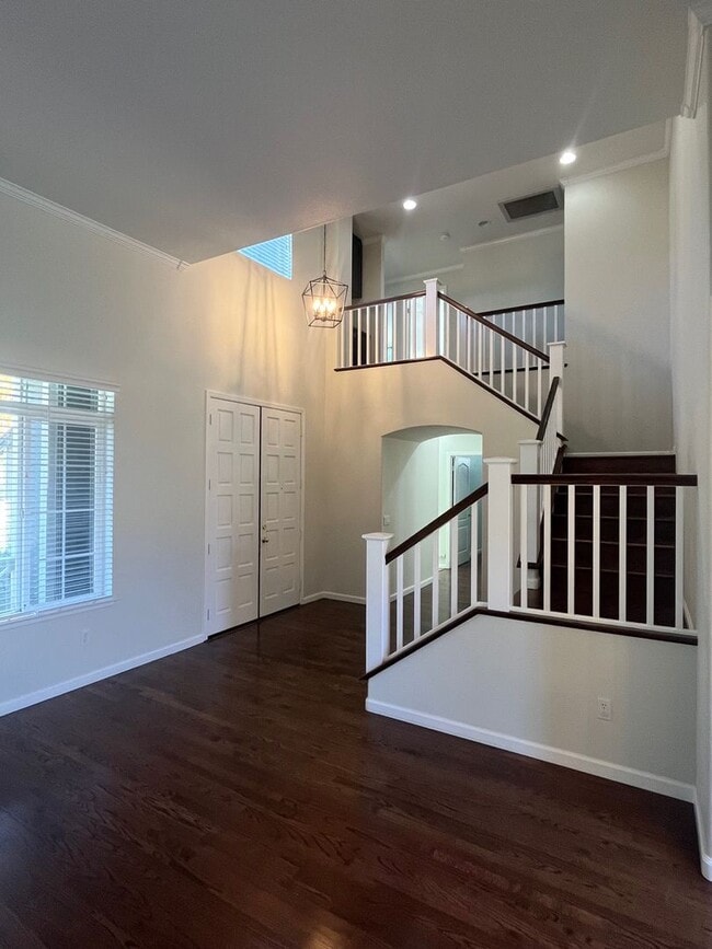 Building Photo - Updated 4 Bedroom 3 Bathroom Single Family...