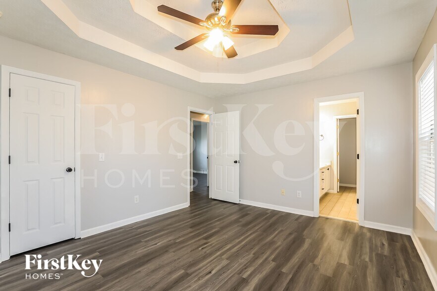 Building Photo - 723 Ridgetop Rd