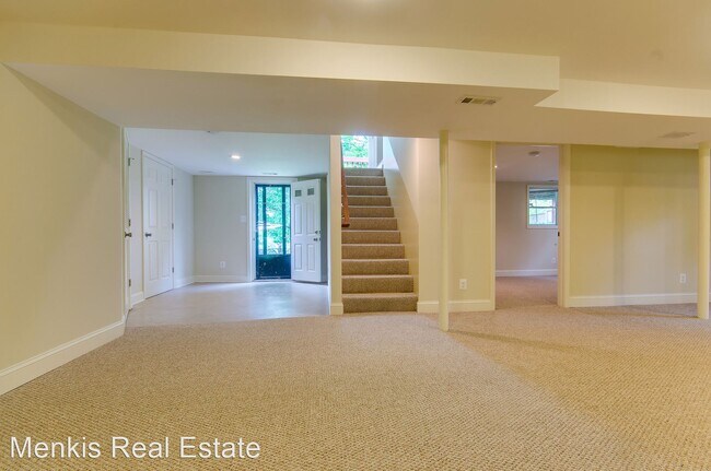 Building Photo - 4 br, 2 bath House - 11705 Ashley Drive