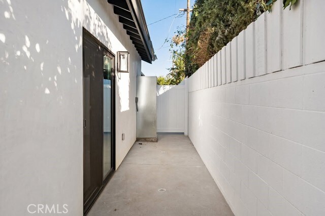 Building Photo - 19952 Archwood St