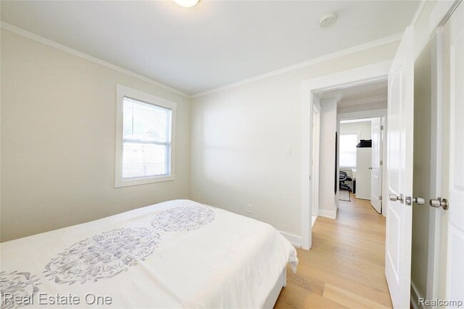 Building Photo - 8126 Dale St