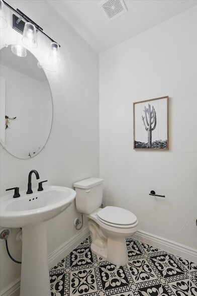 Building Photo - 12424 Blue Granite Dr