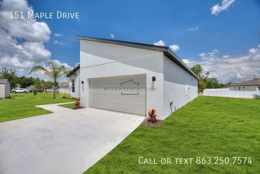 Building Photo - 151 Maple Dr