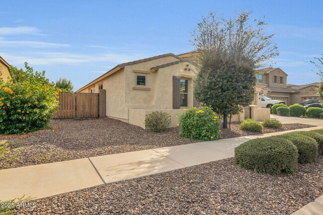 Building Photo - 20131 E Escalante Rd