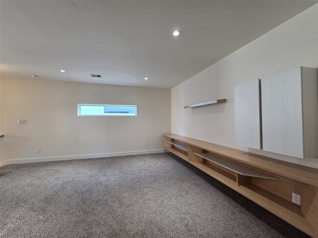 Building Photo - 5403 Tocayo Pl