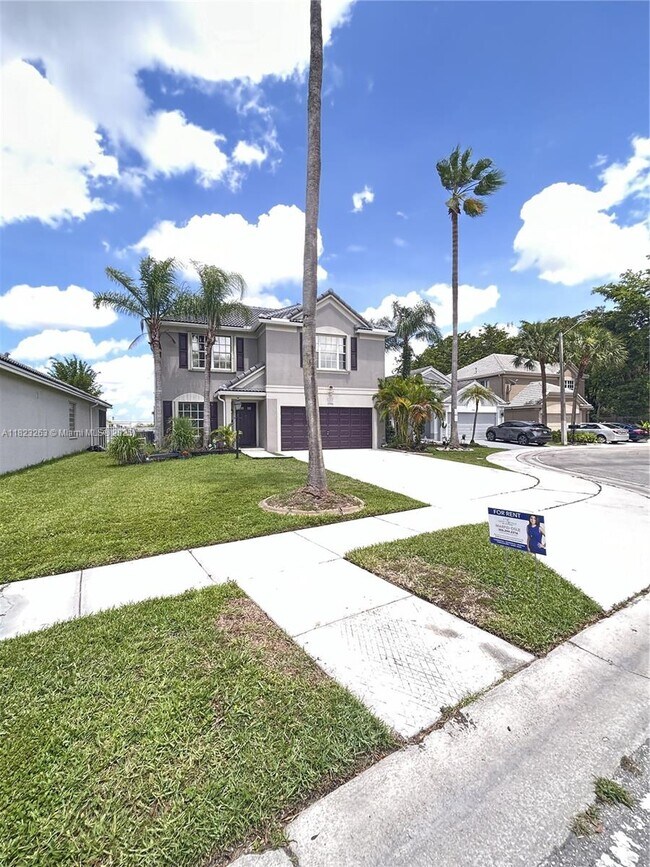 Building Photo - 5708 S Plum Bay Pkwy