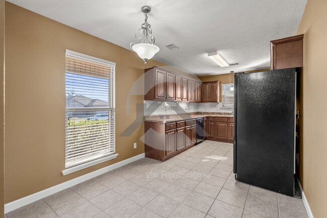 Building Photo - 2235 Linda Drive