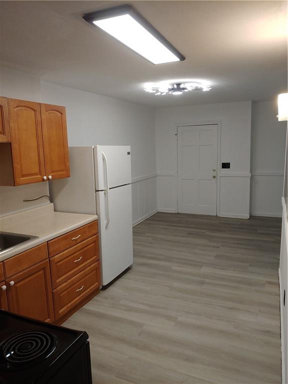Building Photo - 1450 Shadowbrook Dr
