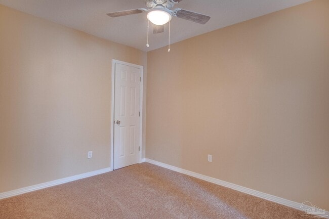 Building Photo - 2741 Bay Club Dr