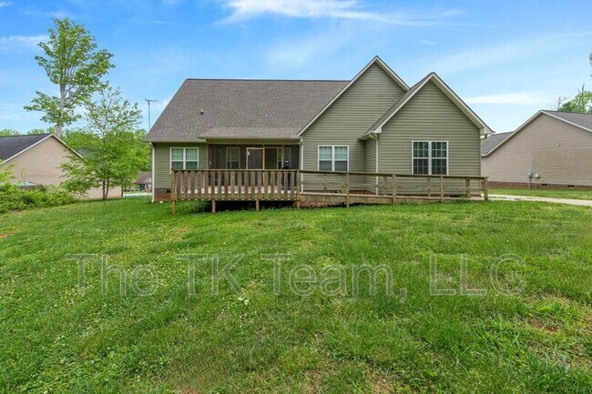 Building Photo - 155 Rose Brier Lane.