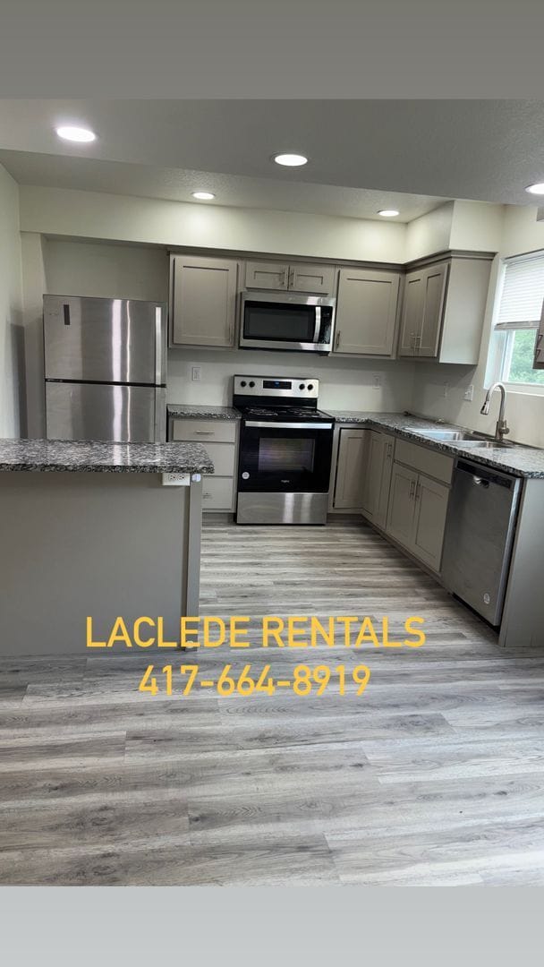 Building Photo - laclederentals@gmail.com