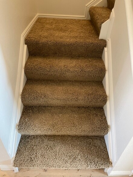 Building Photo - 466 E 400 S