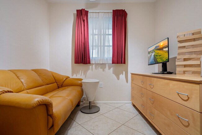 Building Photo - 7423 Dickens Dr