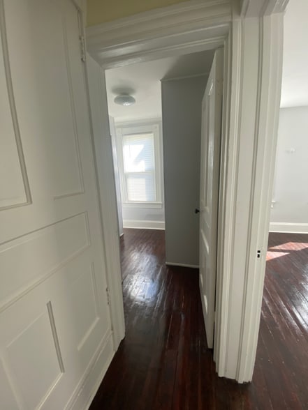 Building Photo - 812 Ohio Ave