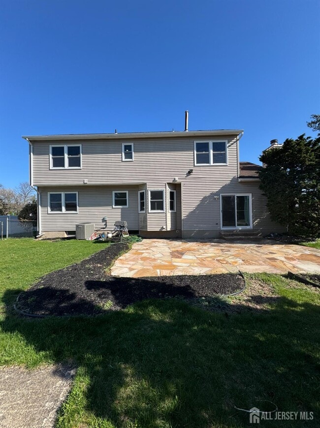 Building Photo - 77 Princess Dr