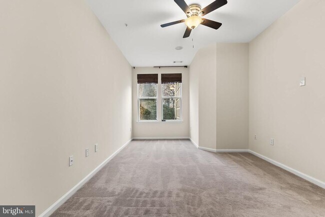 Building Photo - 12000 Market St