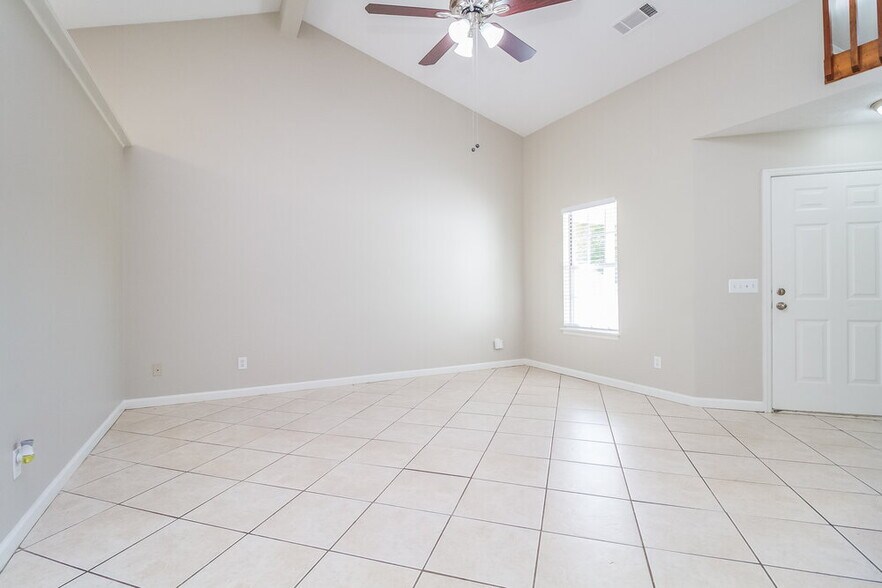 Building Photo - 101 Brandy Ct