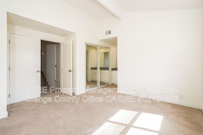 Building Photo - 3221 Francois Dr