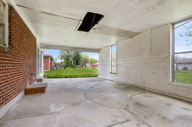 Building Photo - 2408 Blackiston Mill Rd