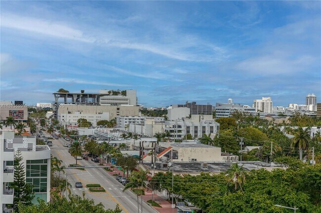 Building Photo - 1300 Alton Rd