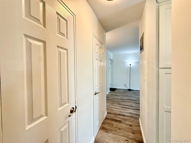 Building Photo - 47-27 Little Neck Pkwy