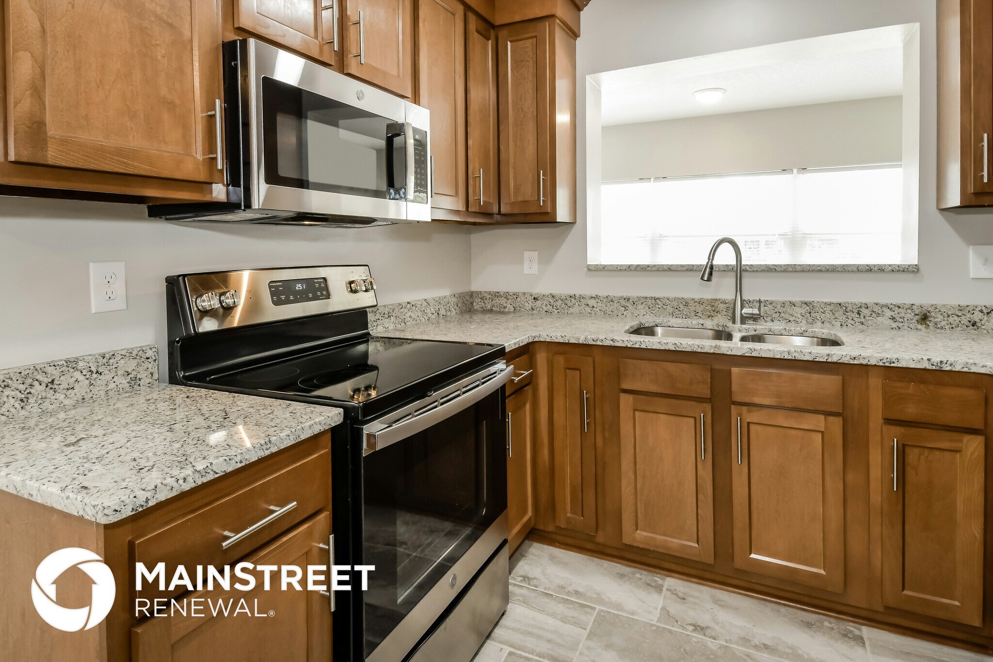 Building Photo - 8509 Addison Rd