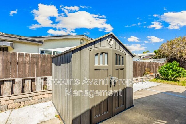 Building Photo - 1623 Ocala Ave