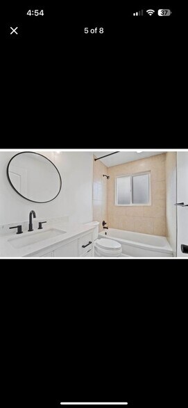 Building Photo - 446 E Mountain View Dr