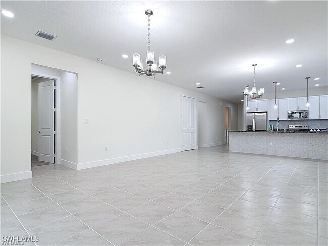 Building Photo - 5108 Nevola Ave