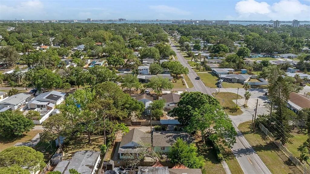 Building Photo - 1604 58th St S